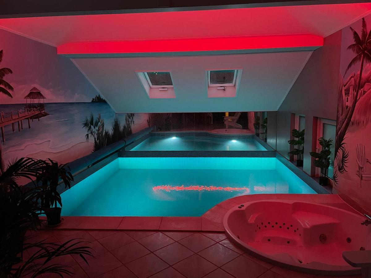 B&B Eibergen met privé zwembad en sauna Exterior foto